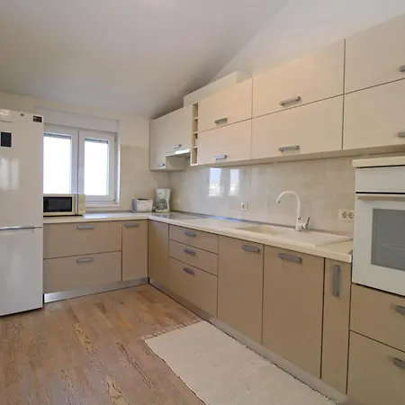 Apartamento 2420 *