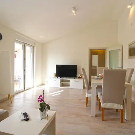 Apartamento 2420 Pula